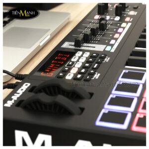 midi-controller-m-audio-code-25