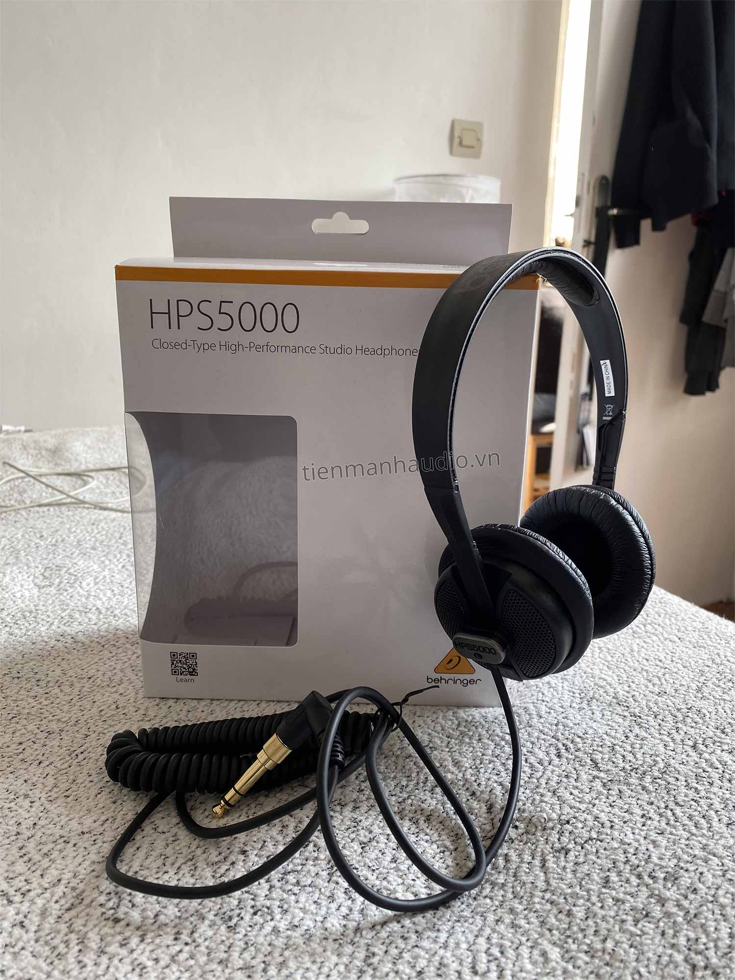 tai-nghe-kiem-am-behringer-hps5000